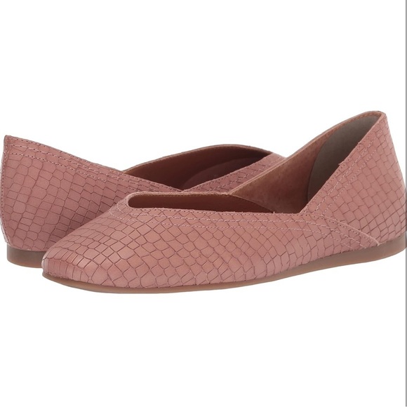 Lucky Brand Women's Alba Ballet Flat - Picture 1 of 14